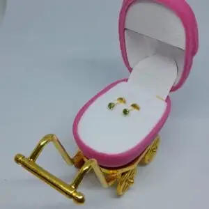 Abridor con piedra verde